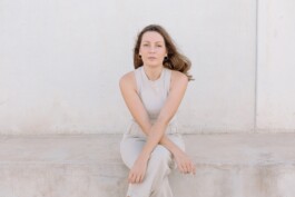 Retrato Paloma Seva de Blanco Pimienta 