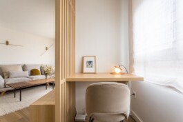 Proyecto Paz. Detalle mesa despacho. Interiorismo y decoración de Blanco Pimienta. 