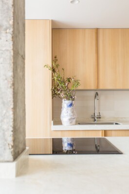 Proyecto Paz. Vista espacio cocina. Interiorismo y decoración de Blanco Pimienta. 